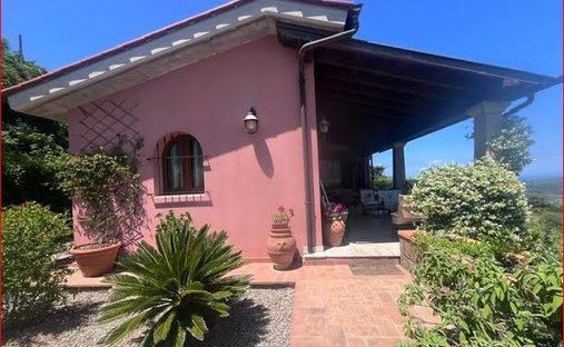 House in Capoliveri, Tuscany, Italy 1