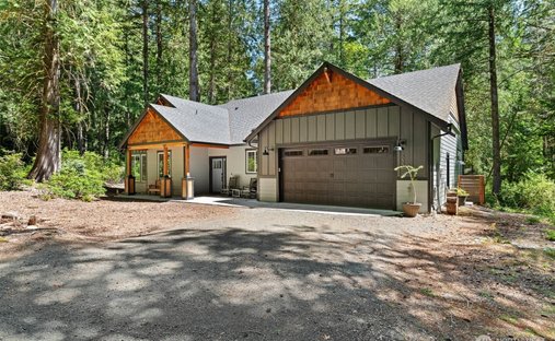 House in Shelton, Washington, United States 1