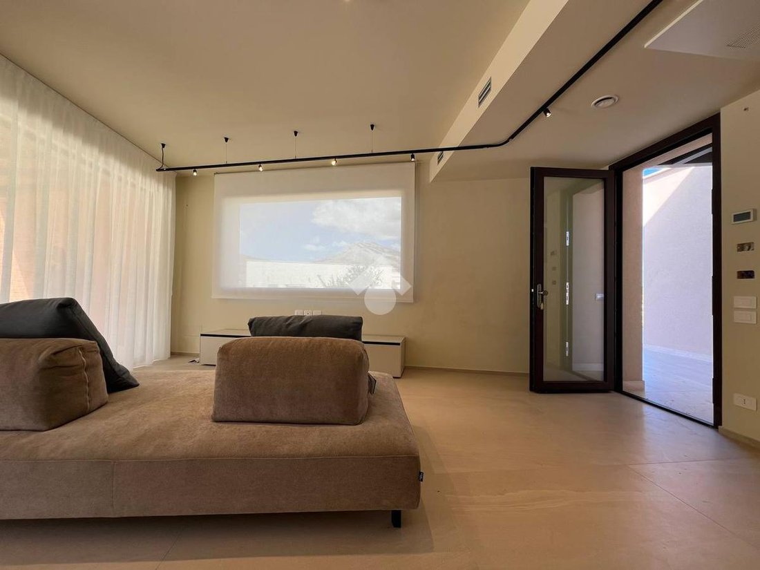Villa en Castellammare del Golfo, Sicilia, Italia 1 - 18460580