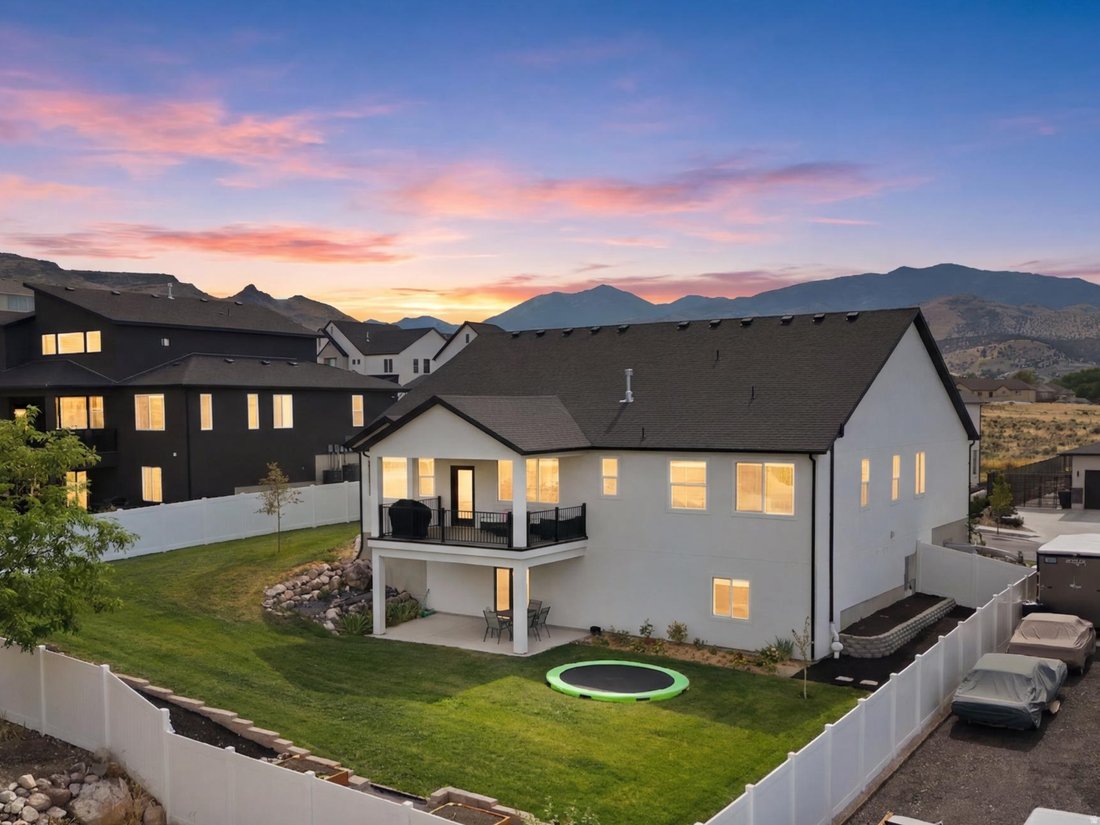 House in Herriman, Utah, United States 2 - 18450147