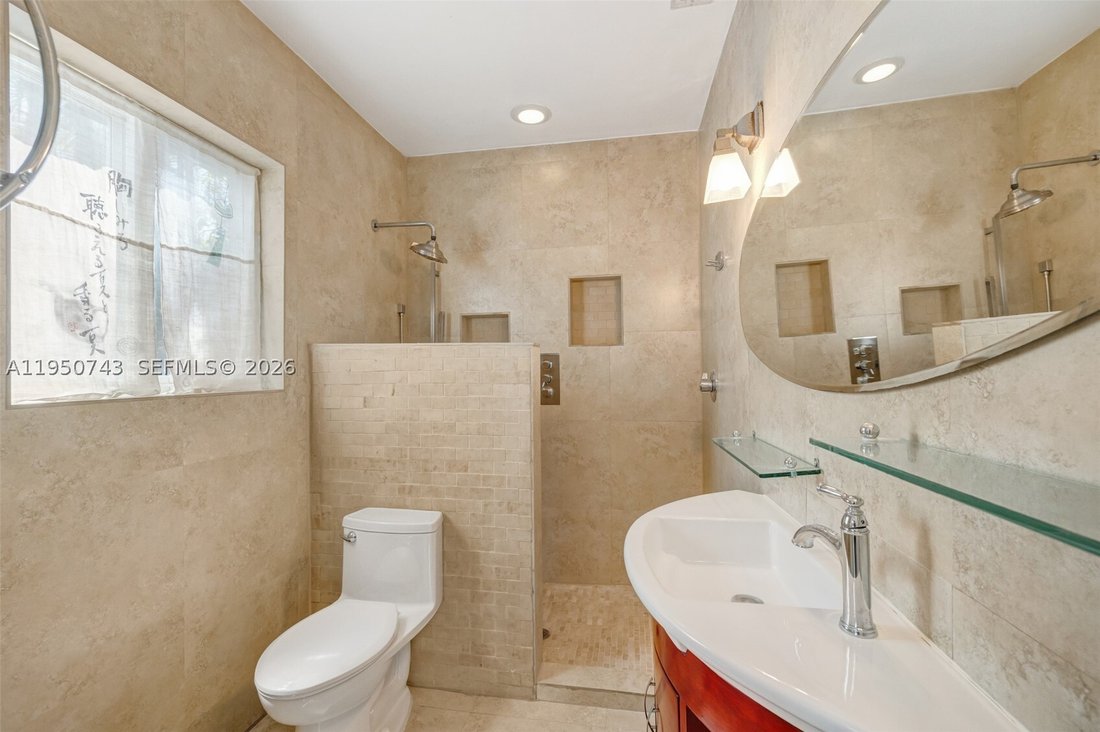 House in Miami, Florida, United States 3 - 17077961