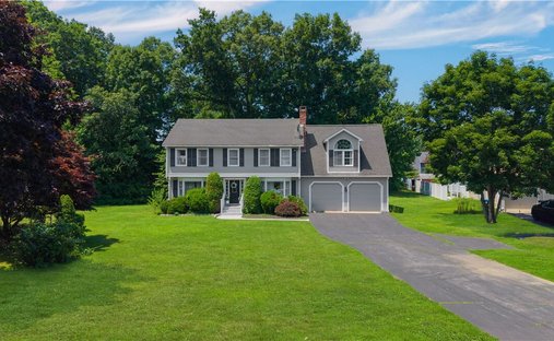 House in North Smithfield, Rhode Island, United States 1