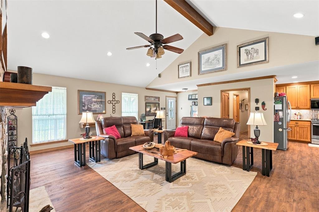 House in Scroggins, Texas, United States 5 - 18460263