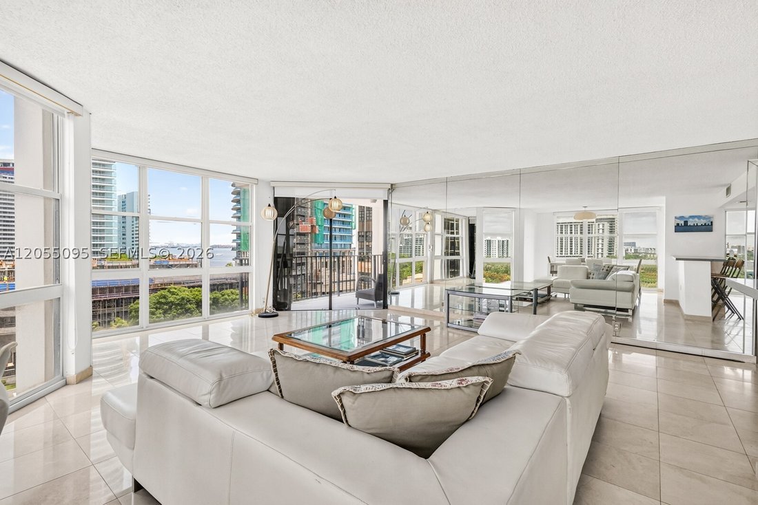 Condo in Miami, Florida, United States 3 - 18468385