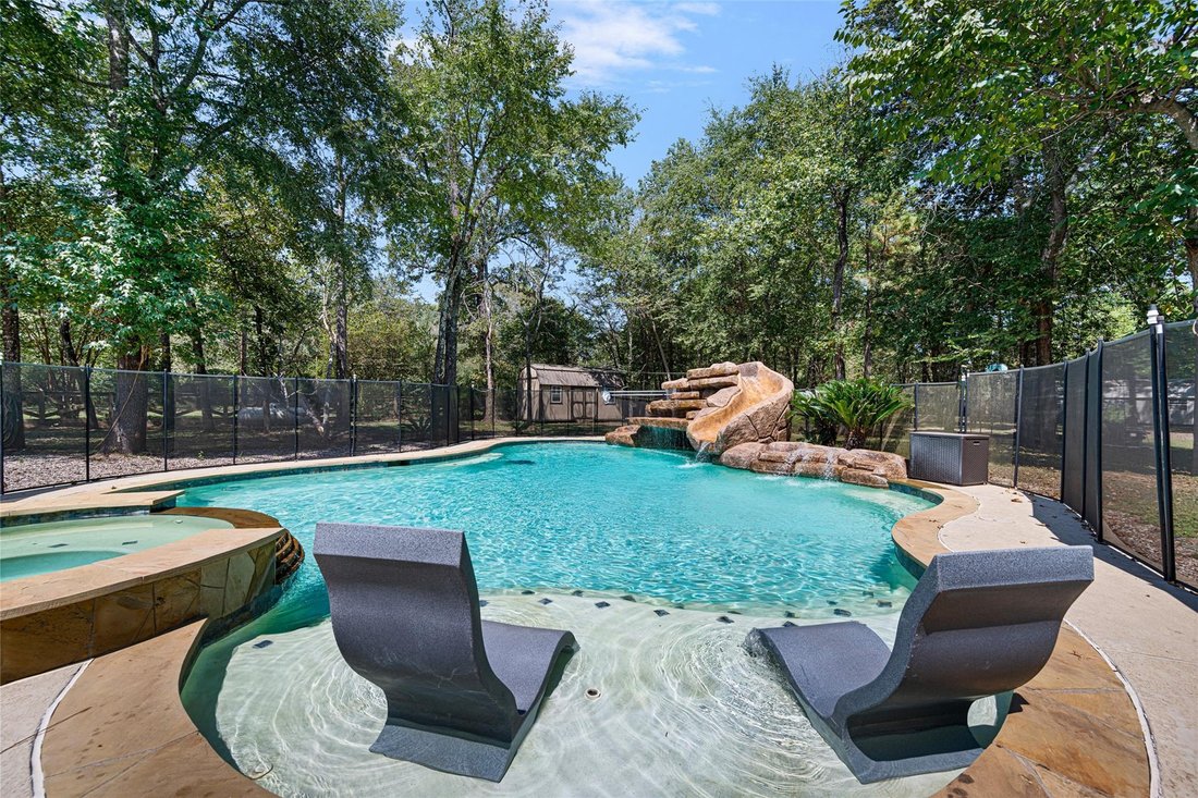House in Montgomery, Texas, United States 2 - 18456018