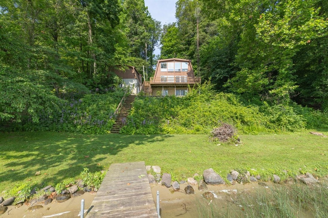House in Cassopolis, Michigan, United States 2 - 18466397