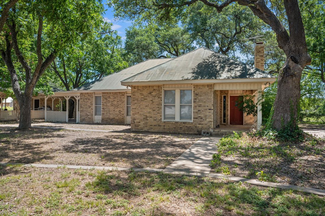 House in Bertram, Texas, United States 5 - 18459461