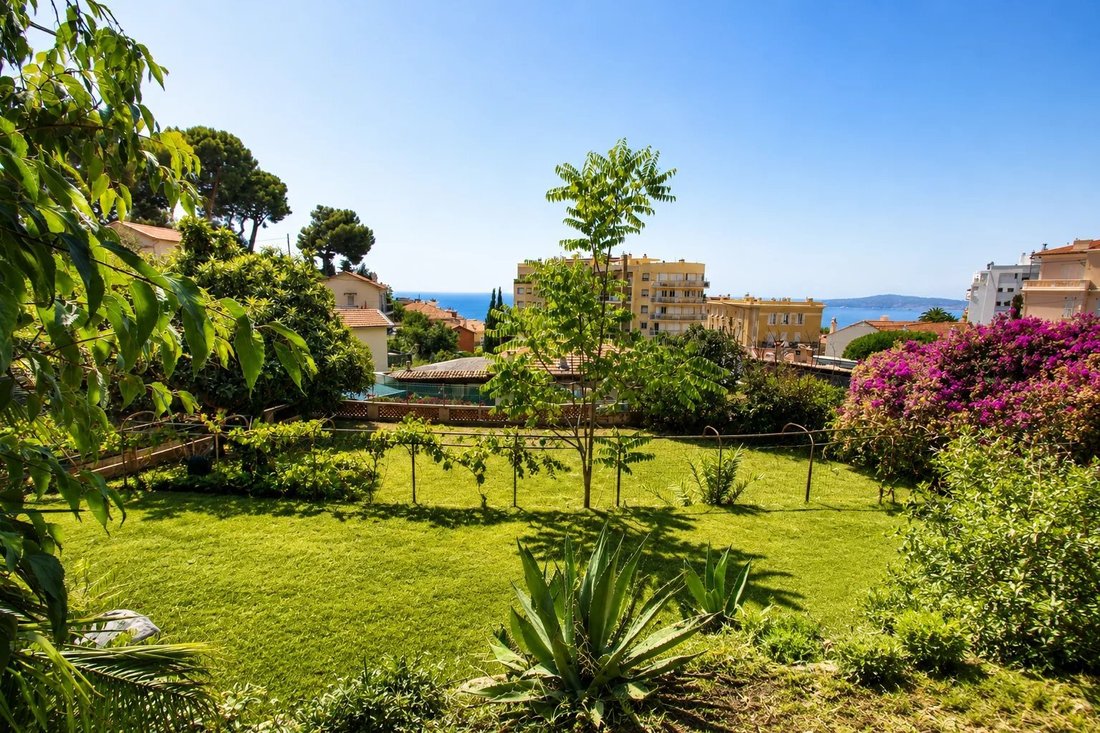 Villa in Cap-d'Ail, Provence-Alpes-Côte d'Azur, France 1 - 18457521