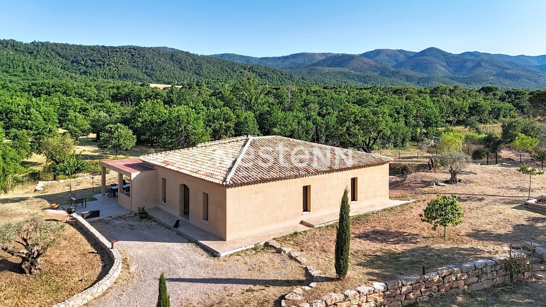 House in La Garde-Freinet, Provence-Alpes-Côte d'Azur, France 1 - 18470922