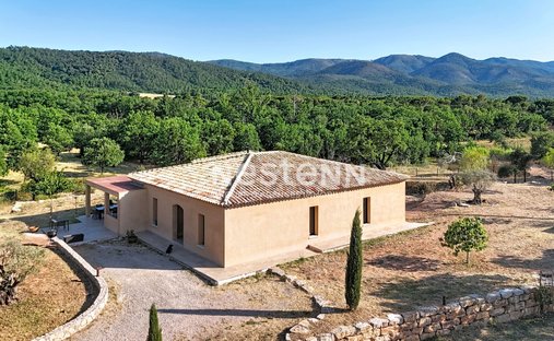 House in La Garde-Freinet, Provence-Alpes-Côte d'Azur, France 1