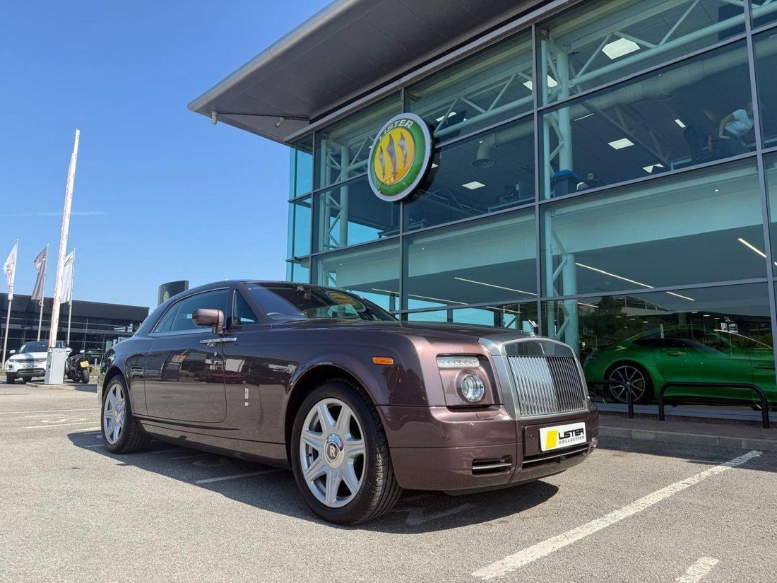 Coupe in Blackburn, United Kingdom 4 - 18469279