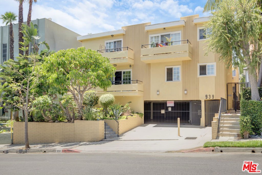 Los Angeles, California, United States 1 - 18459074