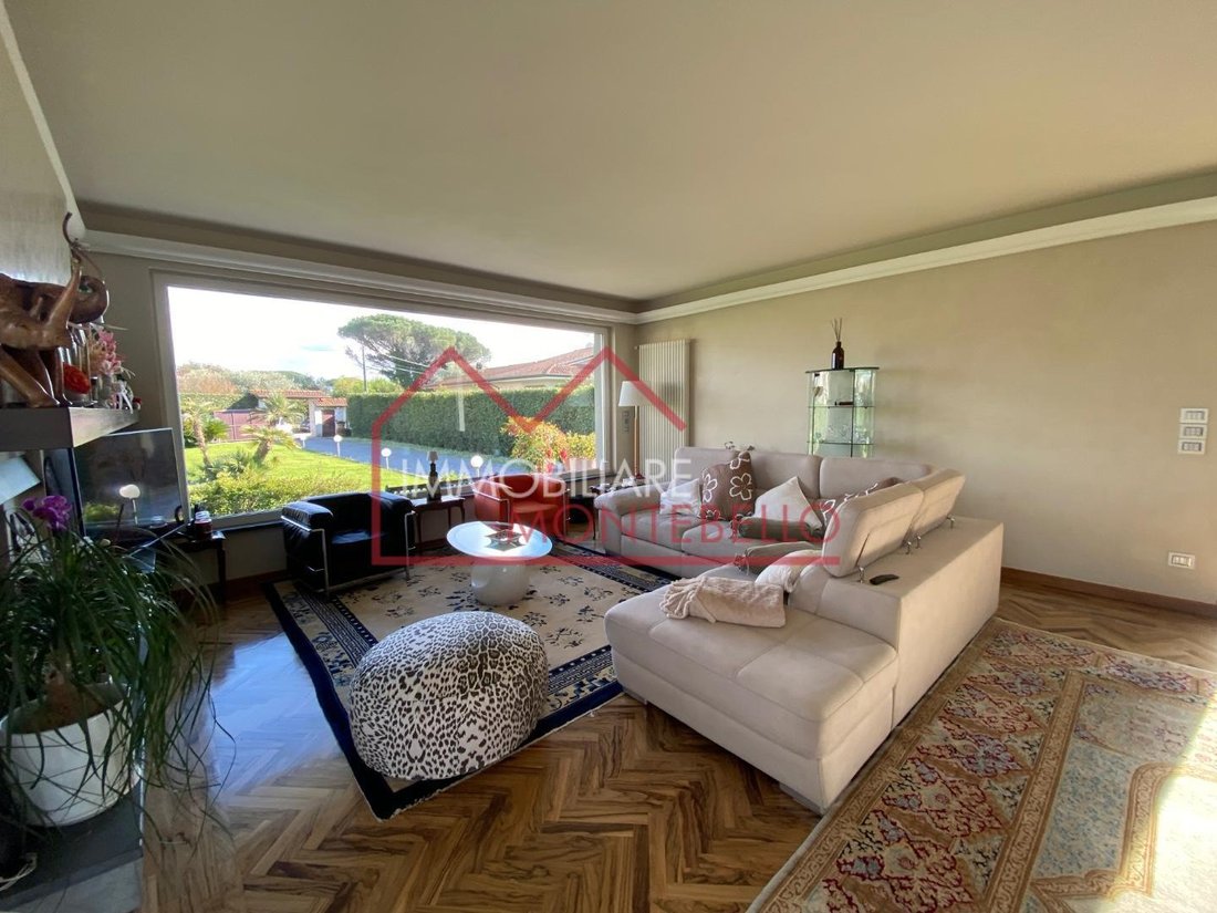 Villa in Capezzano Pianore, Camaiore, Tuscany 2 - 18458763