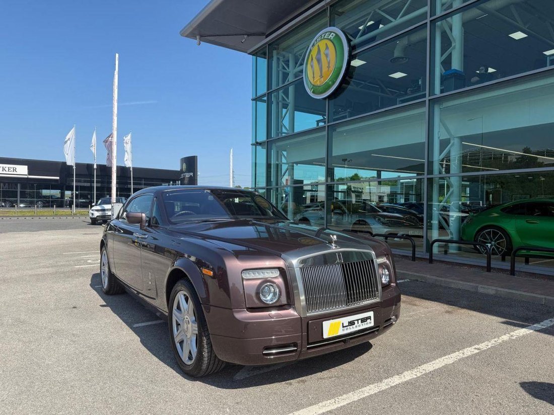 Coupe in Blackburn, United Kingdom 2 - 18469279
