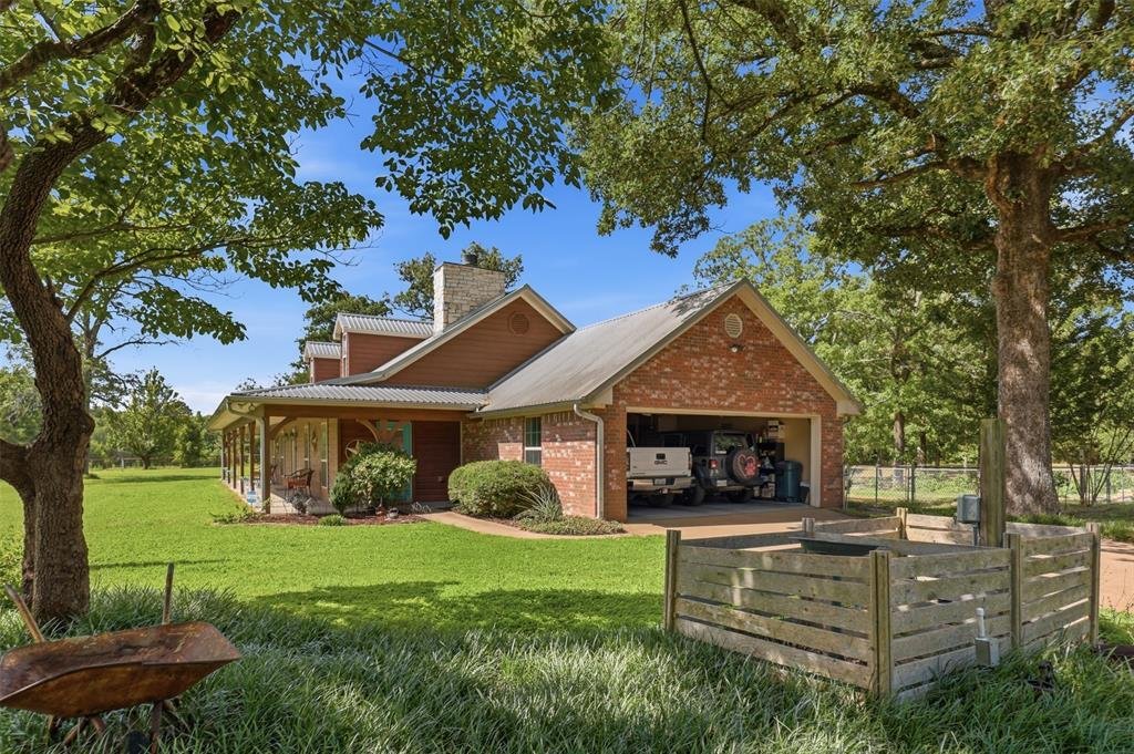 House in Scroggins, Texas, United States 3 - 18460263