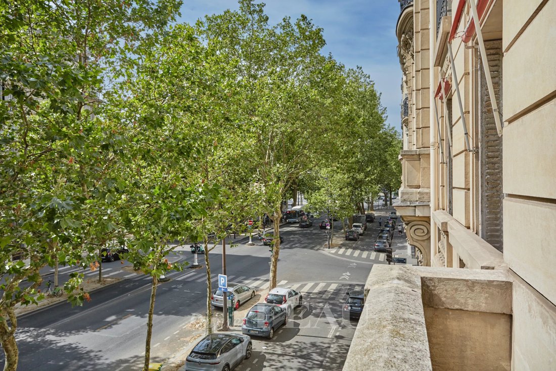 Apartment in Gros Caillou, Paris 7e Arrondissement, Paris 3 - 18457248