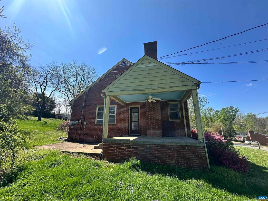 House in Charlottesville, Virginia, United States 3 - 18458346