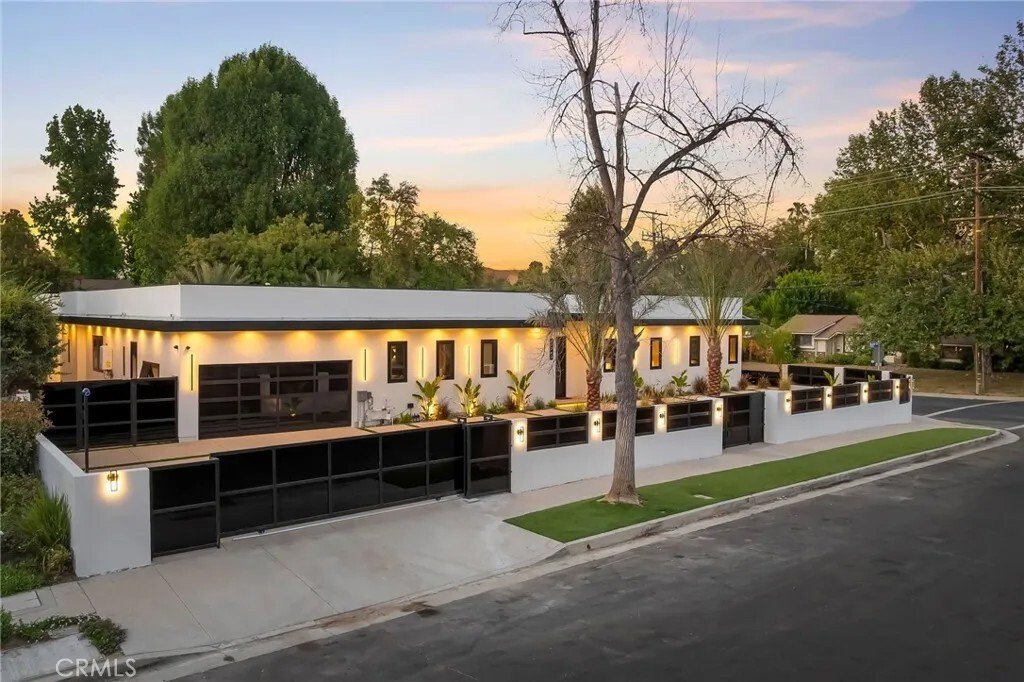 House in Los Angeles, California, United States 4 - 18455780