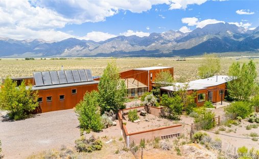 House in Crestone, Colorado, United States 1