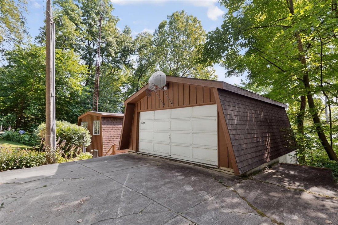 House in Cassopolis, Michigan, United States 5 - 18466397