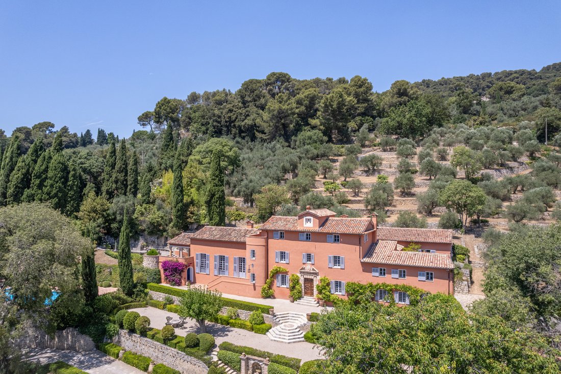 House in Grasse, Provence-Alpes-Côte d'Azur, France 1 - 18457586