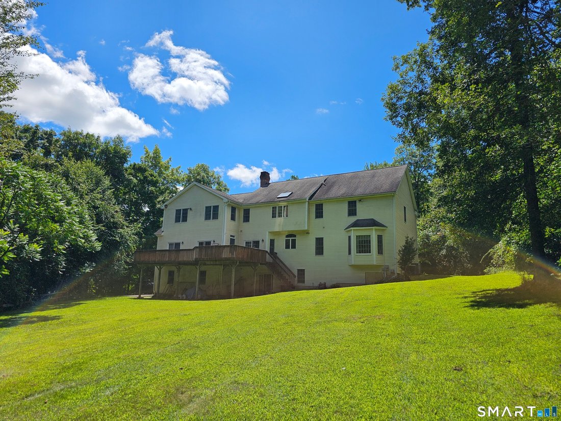 House in Woodbury, Connecticut, United States 4 - 18458399