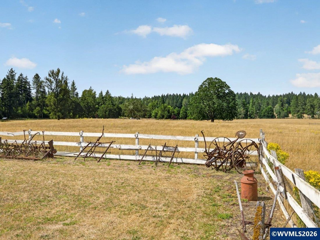 House in Lebanon, Oregon, United States 3 - 18460156