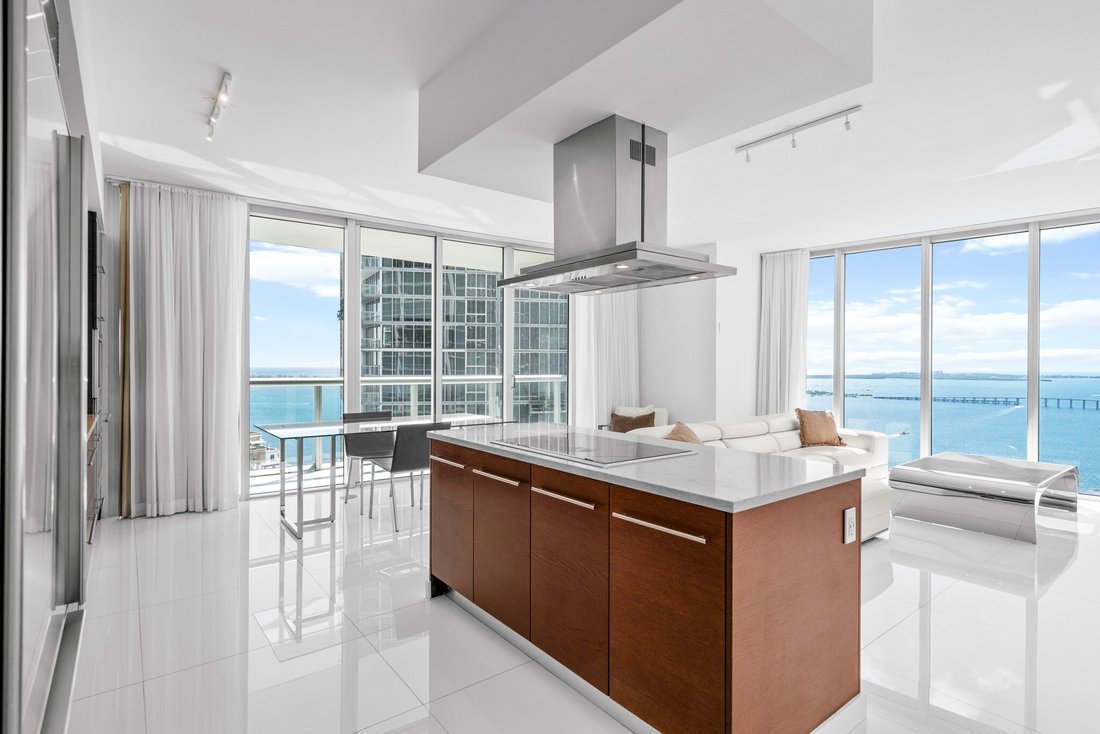 Condo in Miami, Florida, United States 1 - 18472283