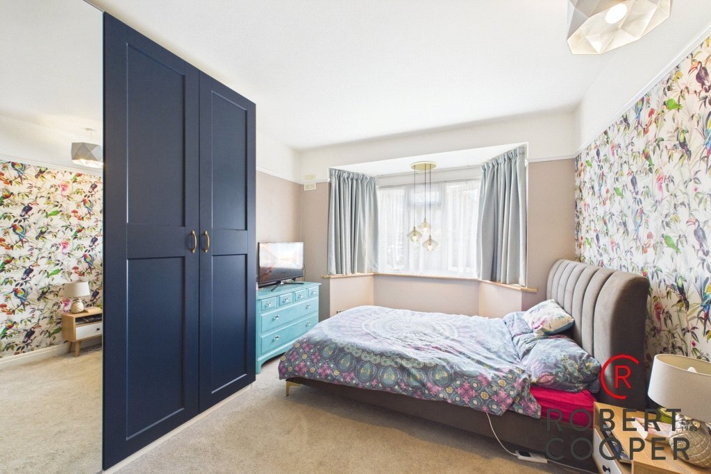 Apartment in Eastcote, Hillingdon, England 4 - 18455480