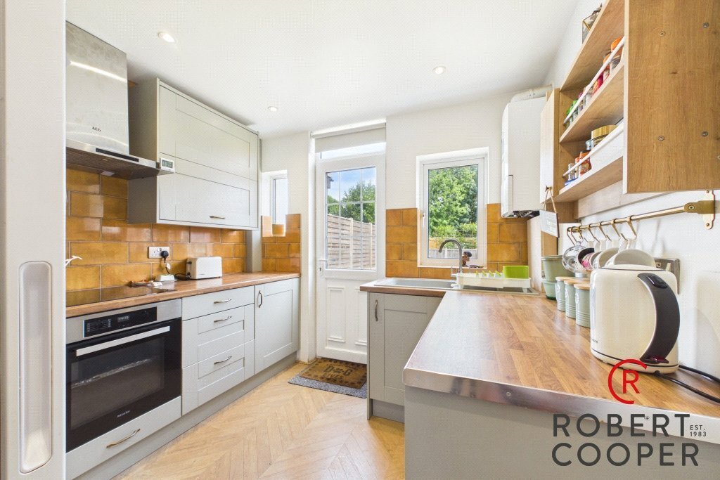 Apartment in Eastcote, Hillingdon, England 3 - 18455480