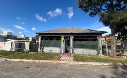 Casa a Port Elizabeth, Capo Orientale, Sudafrica 1