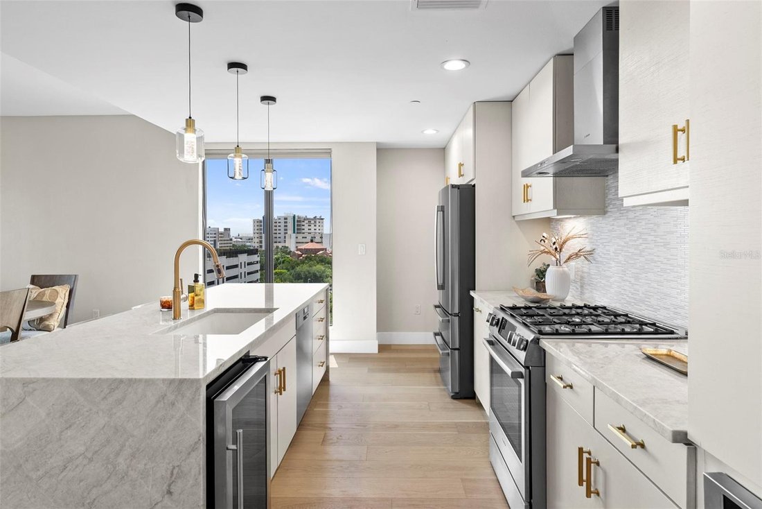 Condo in St. Petersburg, Florida, United States 4 - 18455893