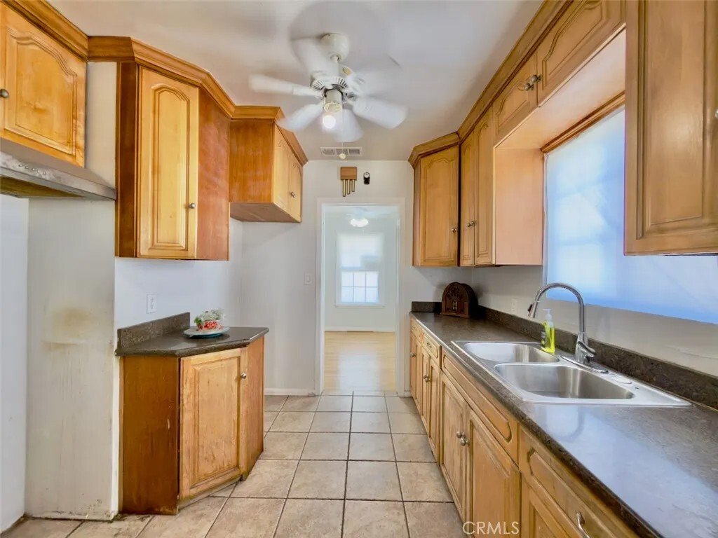 House in San Fernando, California, United States 5 - 17755085