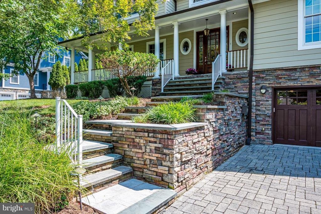 House in Metuchen, New Jersey, United States 3 - 18459953