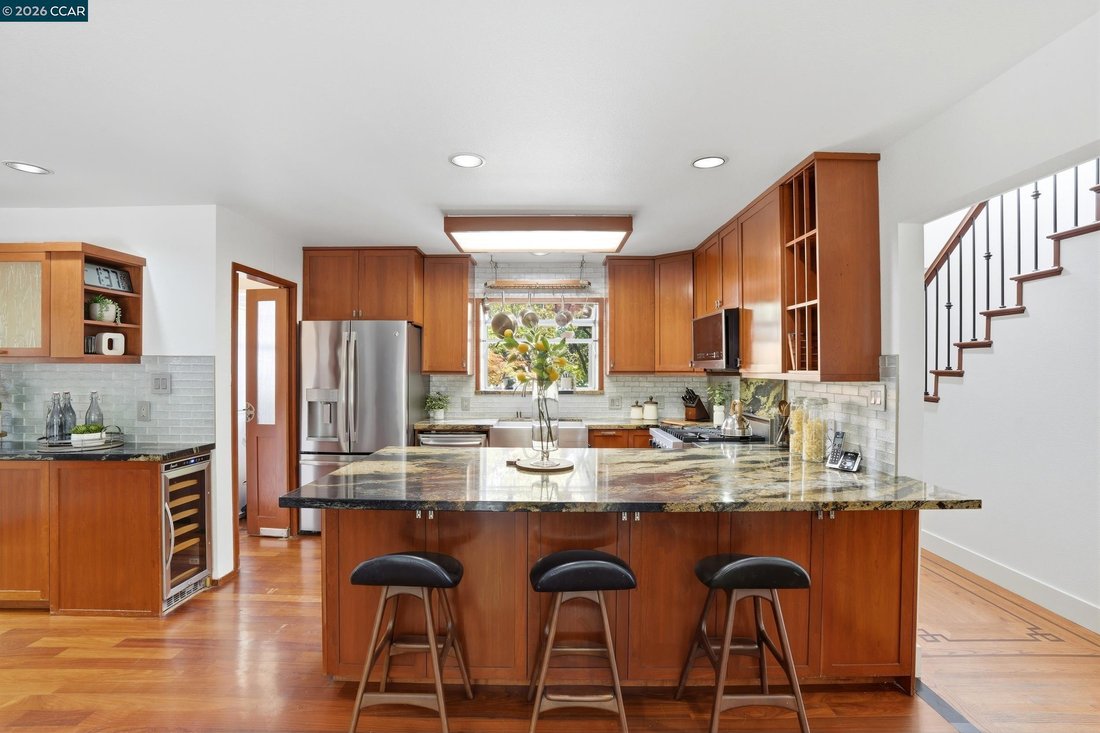 House in Pleasant Hill, California, United States 3 - 18466899