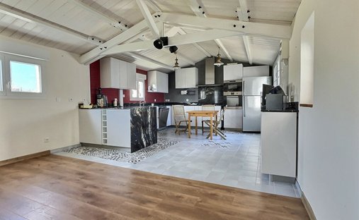Villa in Saint-Pierre-d'Oléron, Nouvelle-Aquitaine, France 1