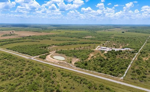 Farm Ranch in Clyde, Texas, United States 1