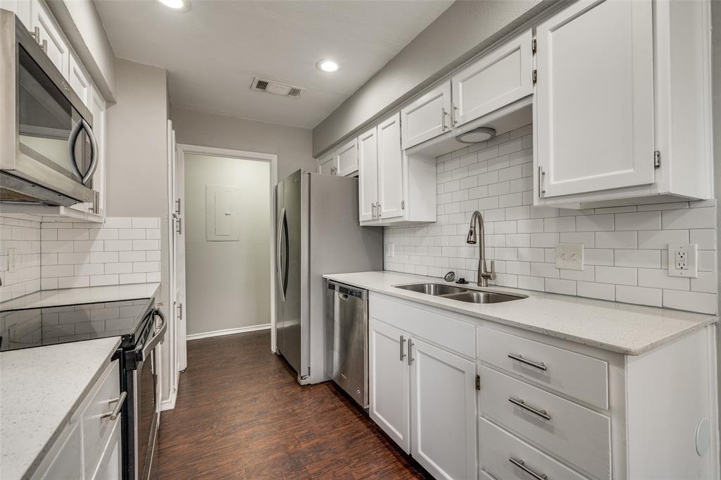 Arlington, Texas, United States 4 - 18460317