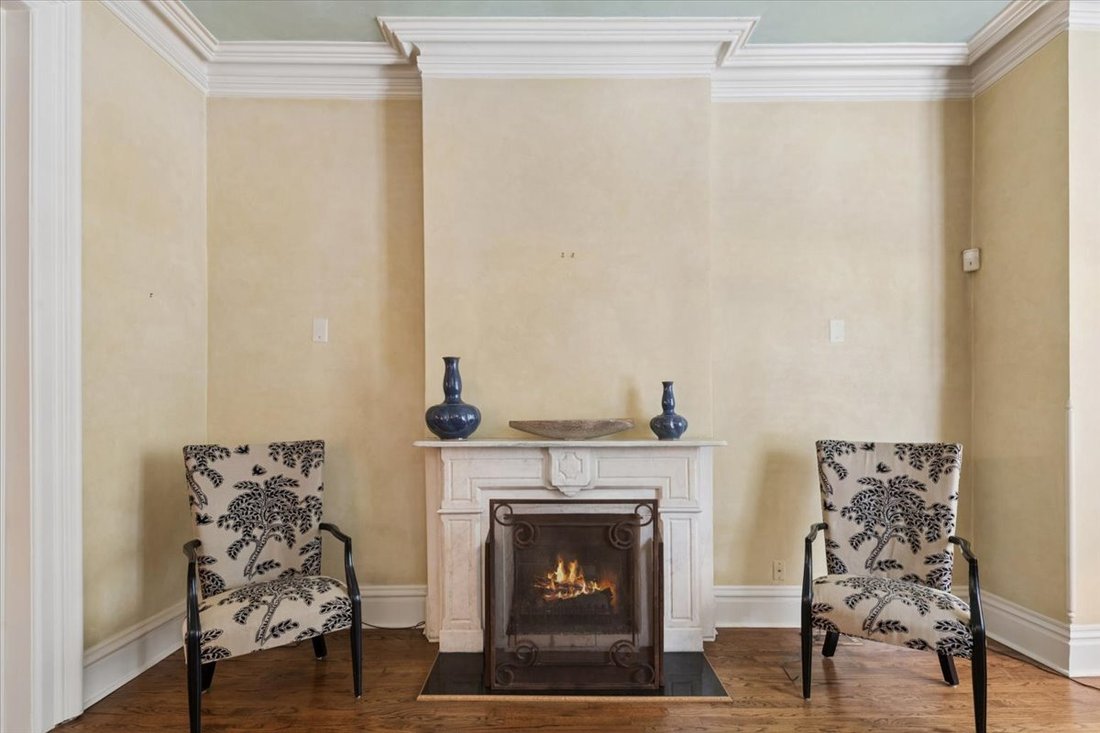 House in Chicago, Illinois, United States 4 - 18466803