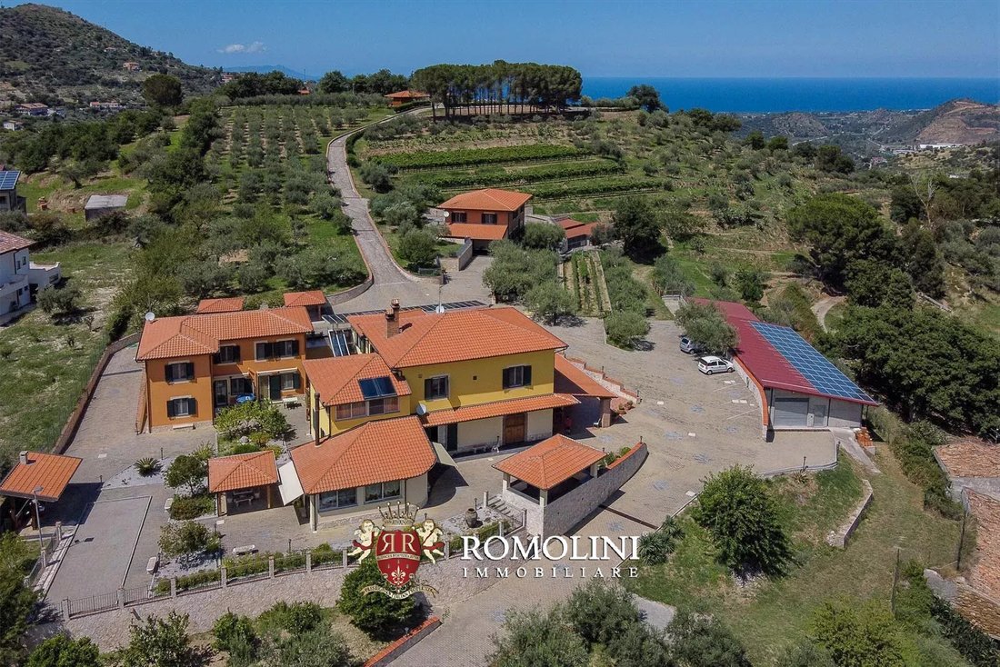 Estate in Patti, Sicily, Italy 1 - 18457678