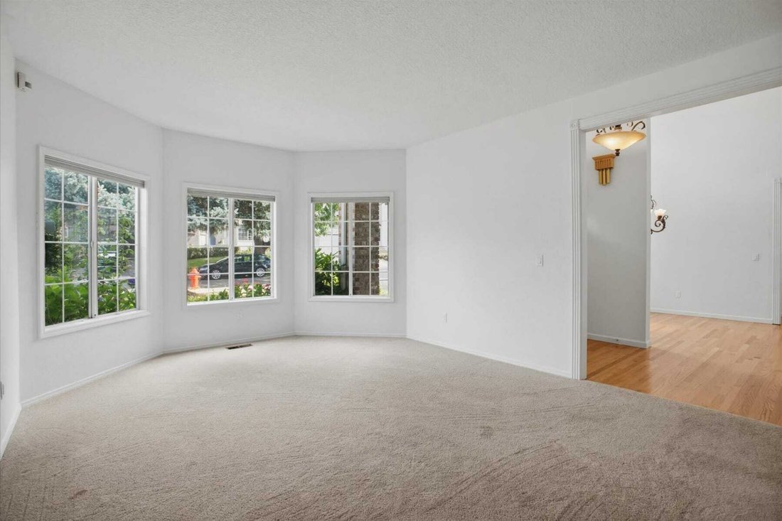 House in Lake Oswego, Oregon, United States 5 - 18457402