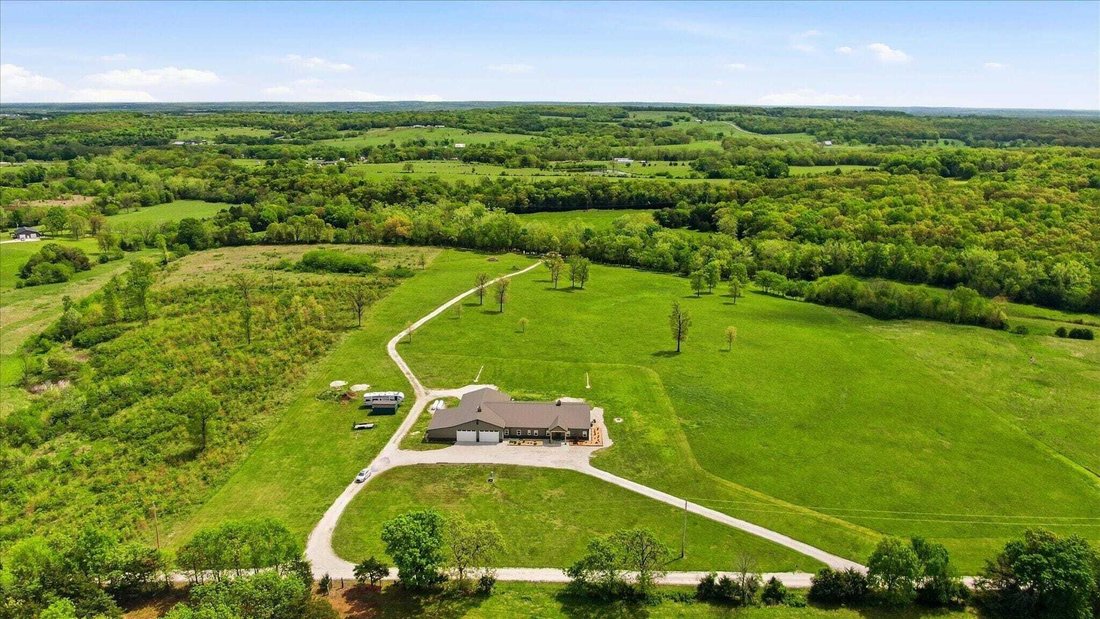 House in Dunnegan, Missouri, United States 1 - 18465226