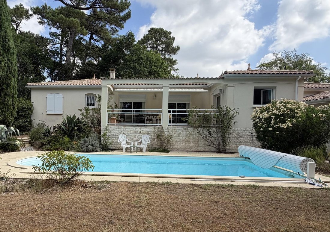 House in Les Mathes, Nouvelle-Aquitaine, France 1 - 18417610