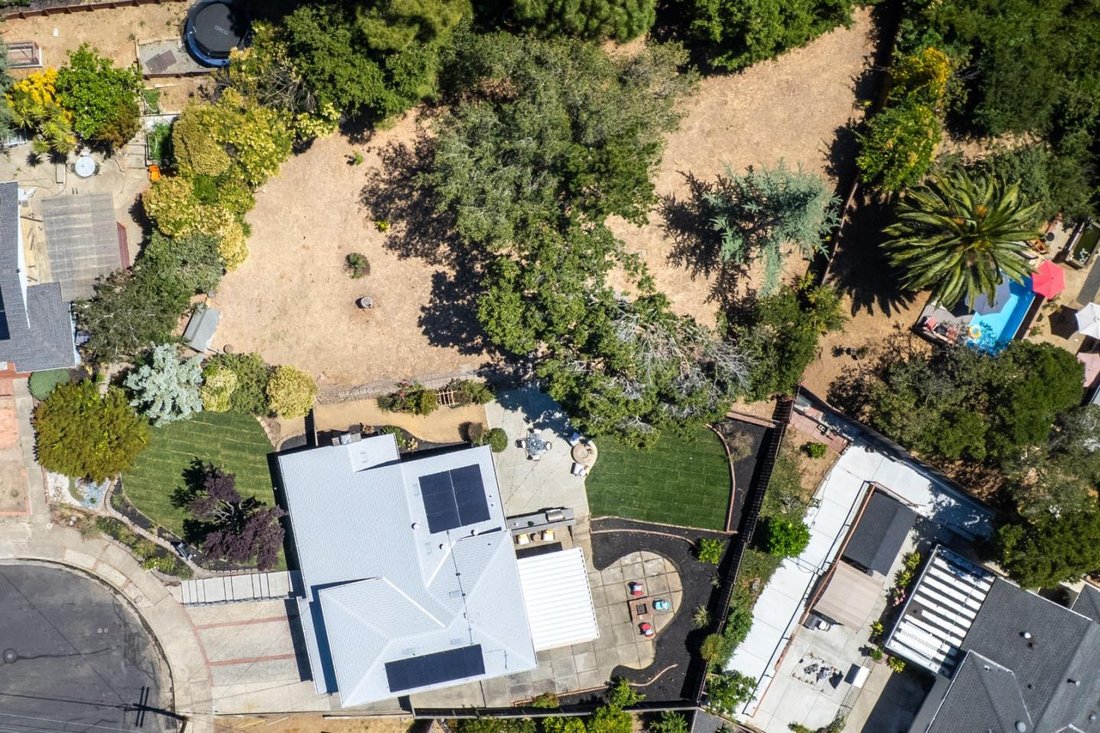 House in Castro Valley, California, United States 3 - 18463617