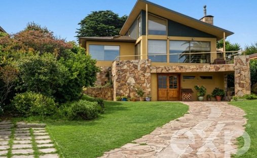 House in Santo Domingo, Valparaíso, Chile 1