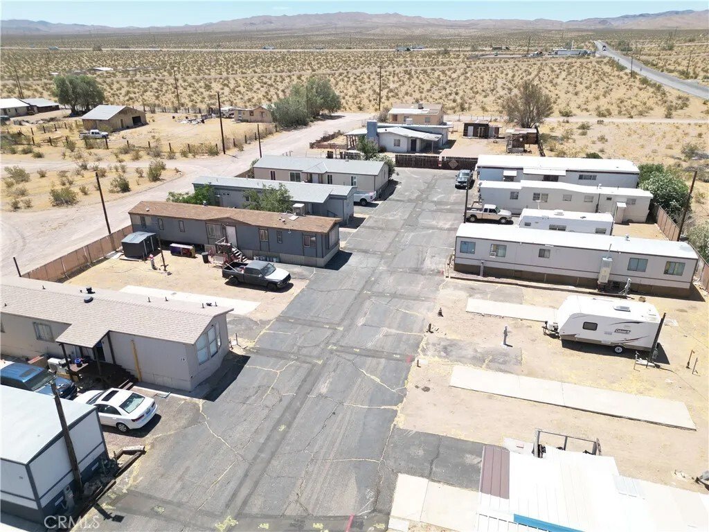 Yermo, California, United States 3 - 18459121