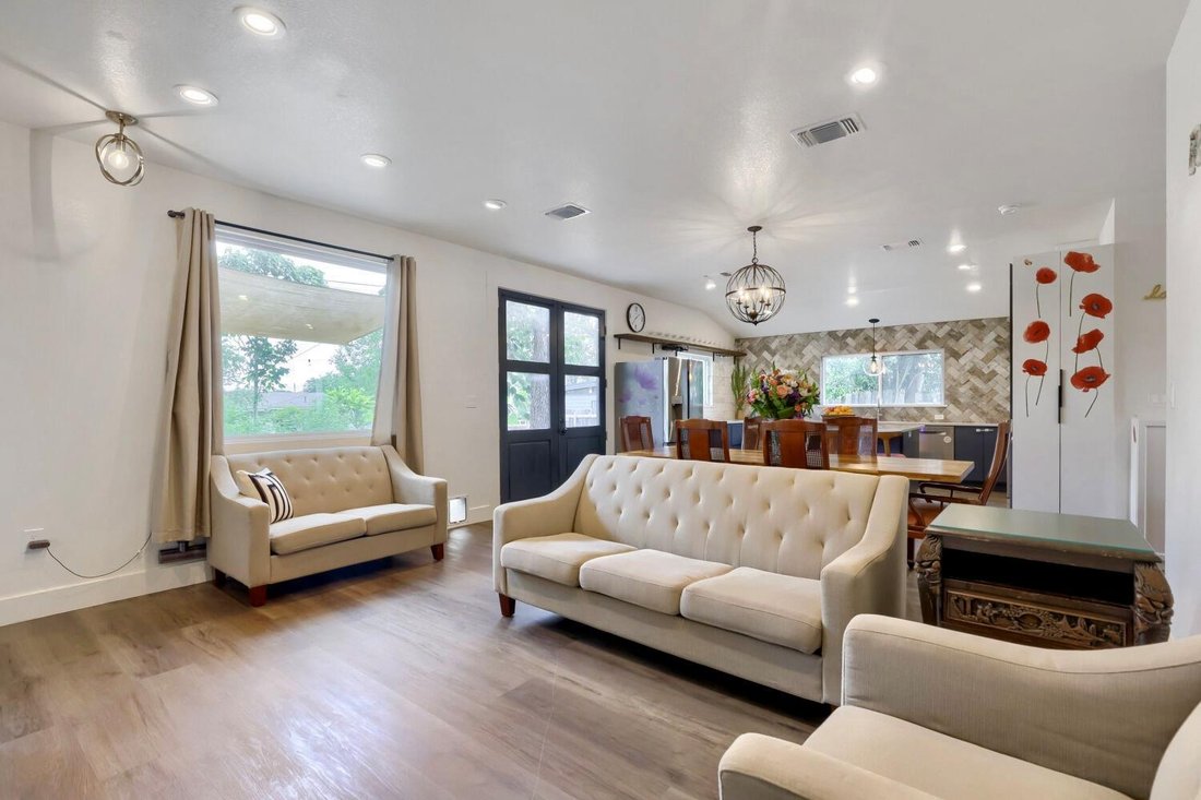 House in Austin, Texas, United States 3 - 18459507