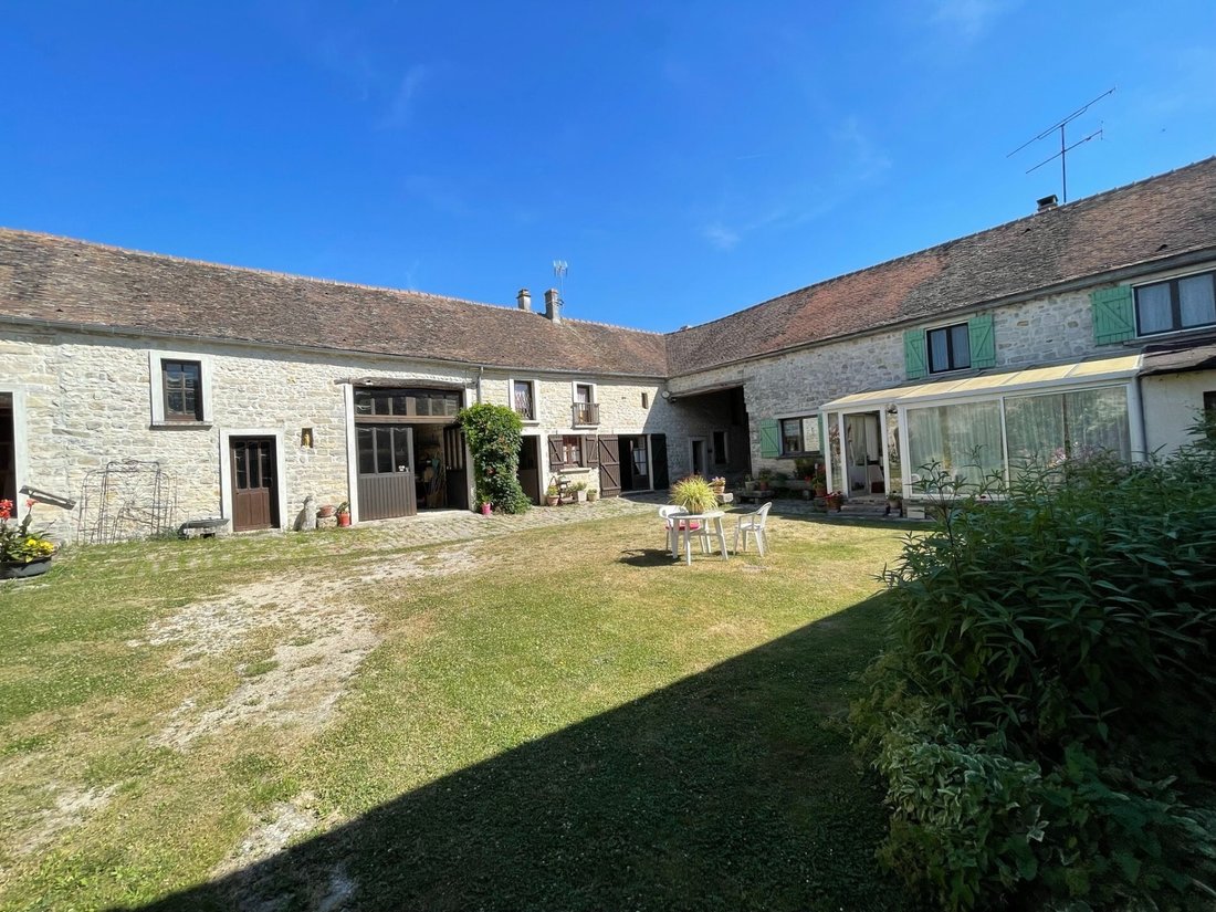 House in Milly-la-Forêt, Ile-de-France, France 3 - 18468227