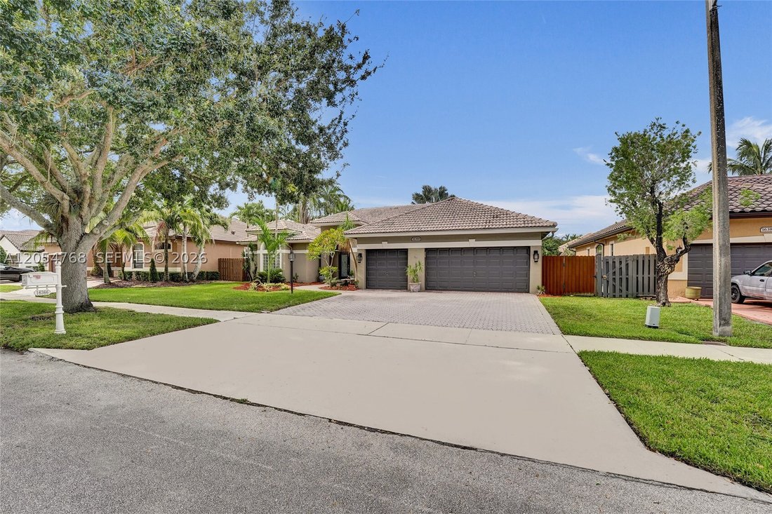 House in Southwest Ranches, Florida, United States 2 - 18466427