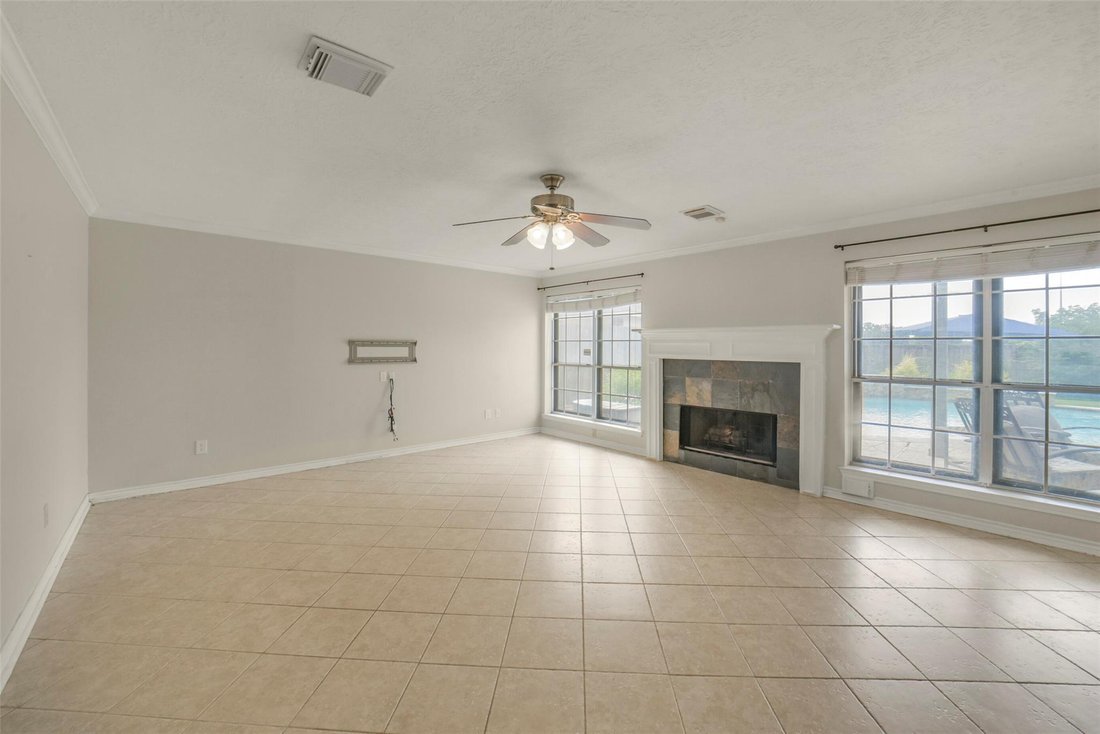 House in Sugar Land, Texas, United States 5 - 18434053